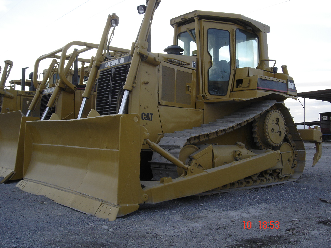 DT103 CAT D6H